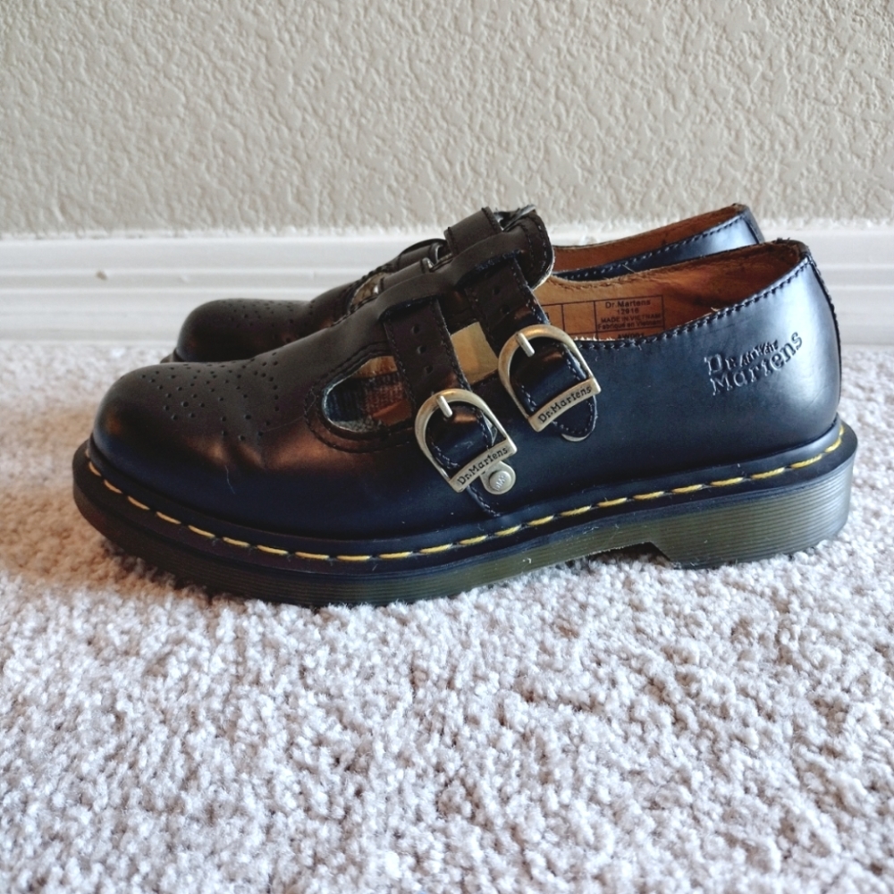 Dr. Martens Mary Jane Size 8 Black Used
